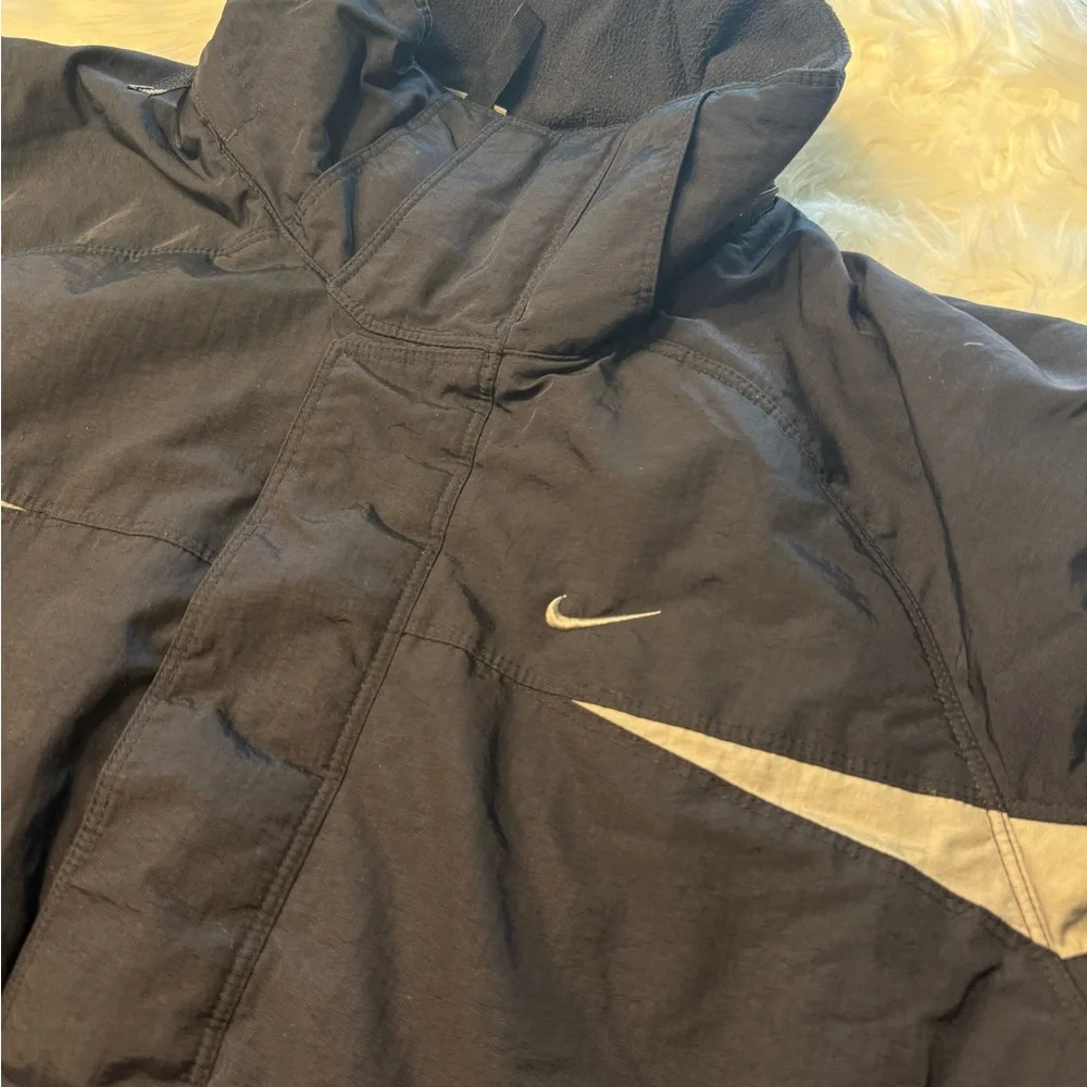 Nike| Men's Large Black and Gray Performance Winter Jacket